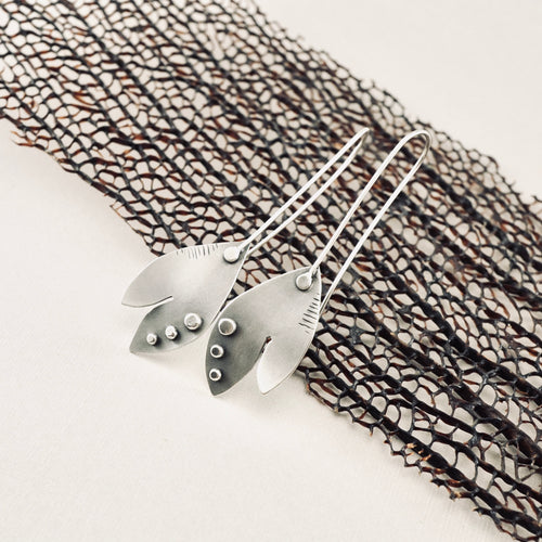 AM – Peace Lily Dotted Earrings (SS)