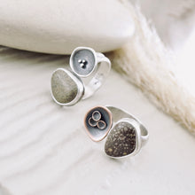Load image into Gallery viewer, River Songs - Gray Pebble &amp; Silver Pod Ring (Size 7)