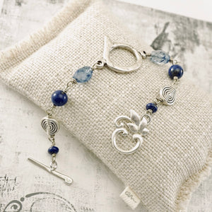 TN Blue Gardens Link Bracelet (Base Metal)