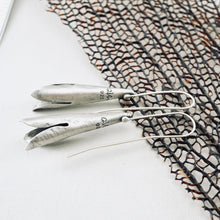 Load image into Gallery viewer, AM – Trumpet Lily Earrings (SS)