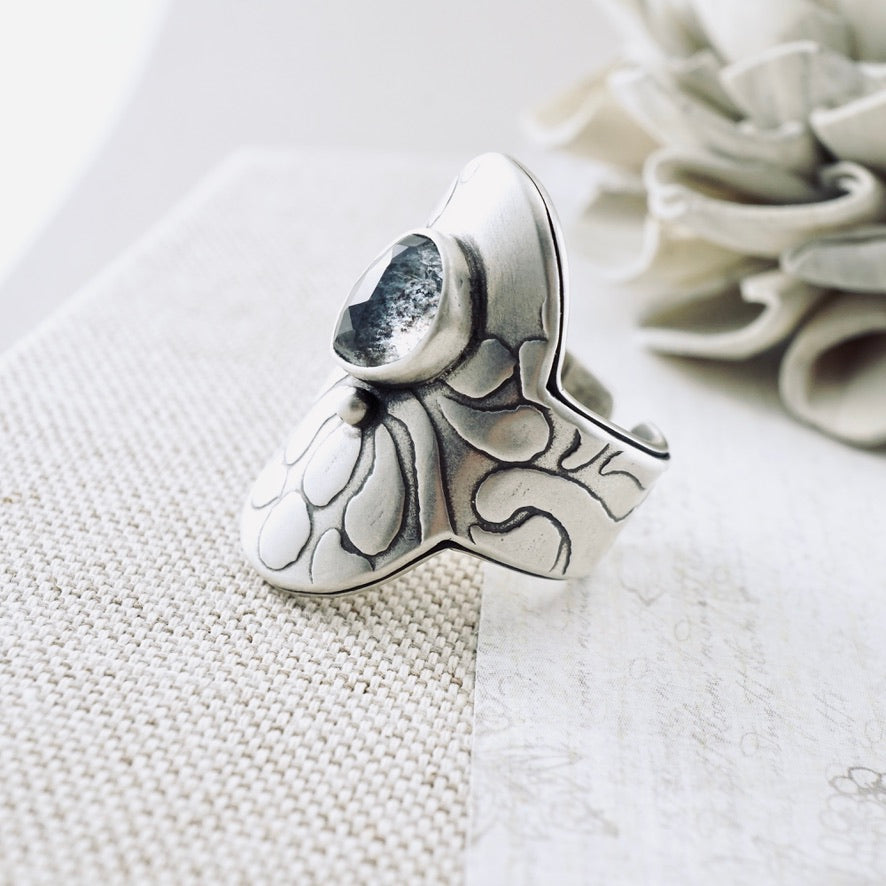Moss Aquamarine Saddle Ring (Size: 9)