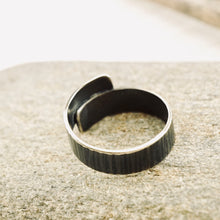 Load image into Gallery viewer, Carpe Diem - Overlapping Unisex Ring (Ridged texture - SS/Gold)